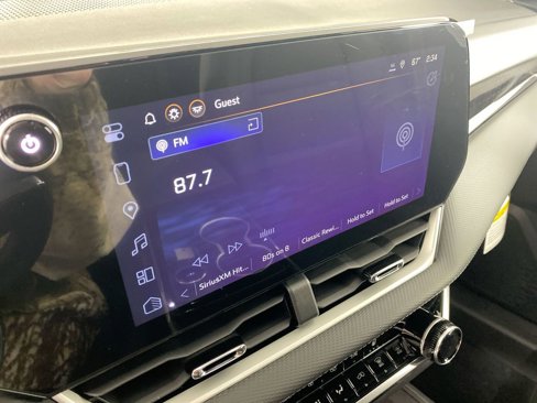 New 2026 Chevrolet Equinox LT w/ Convenience Package II image 13