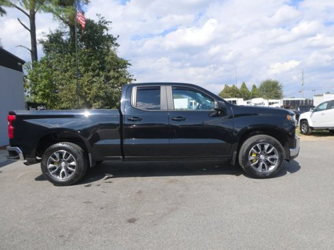 Used 2020 Chevrolet Silverado 1500 LT w/ Trailering Package image 4