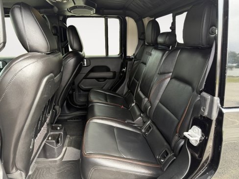 Used 2021 Jeep Gladiator Mojave image 12