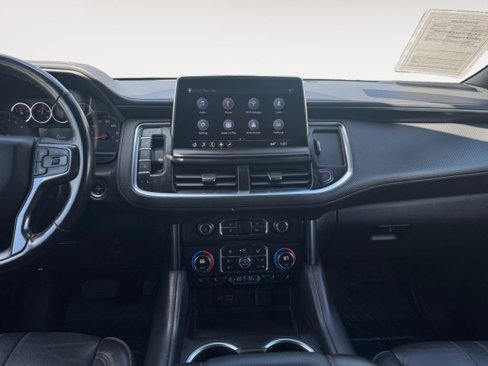 Used 2021 Chevrolet Suburban RST w/ Luxury Package image 14