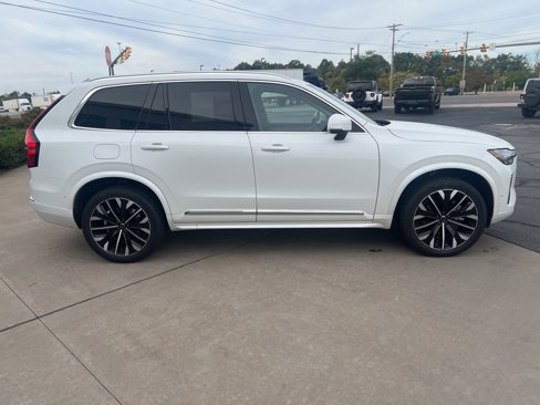 Used 2025 Volvo XC90 B5 Plus image 6