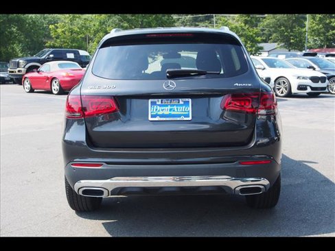 Used 2021 Mercedes-Benz GLC 300 4MATIC image 4