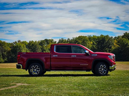 New 2026 GMC Sierra 1500 SLT w/ SLT Premium Plus Package image 3
