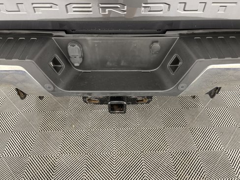 Used 2019 Ford F250 XLT w/ XLT Premium Package image 7