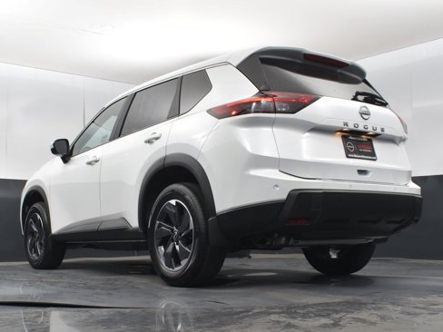 New 2026 Nissan Rogue SV image 42