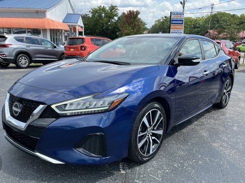 Used 2023 Nissan Maxima SV w/ Floor Mat Group image 3