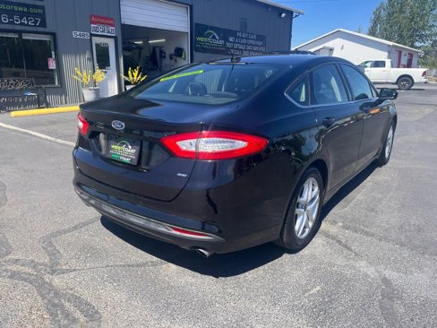 Used 2016 Ford Fusion SE image 7