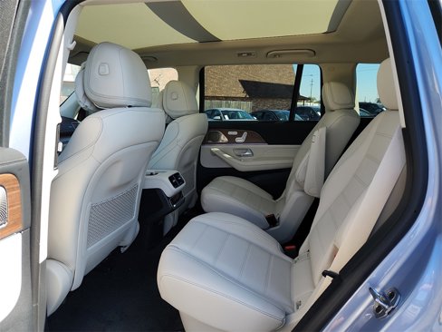 New 2026 Mercedes-Benz GLS 450 4MATIC image 13