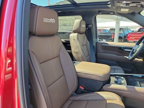 New 2026 Chevrolet Suburban High Country image 14