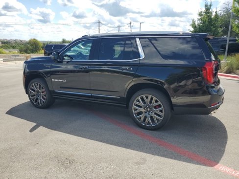 New 2026 GMC Yukon Denali Ultimate w/ LPO, Floor Liner Package image 6