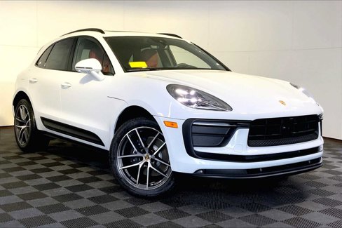 New 2026 Porsche Macan image 9