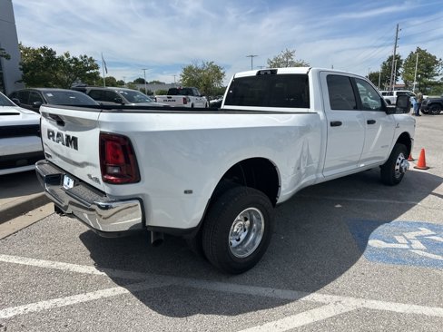 New 2026 RAM 3500 Big Horn image 32