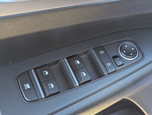 Certified 2023 Kia Forte LXS w/ LXS Technology Package image 22