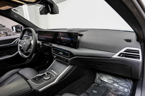 Used 2025 BMW 430i xDrive w/ Premium Package image 17