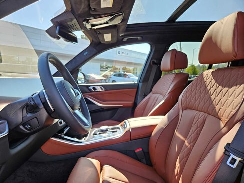 New 2026 BMW X5 xDrive40i w/ M Sport Package image 24