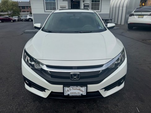Used 2017 Honda Civic EX-T image 2