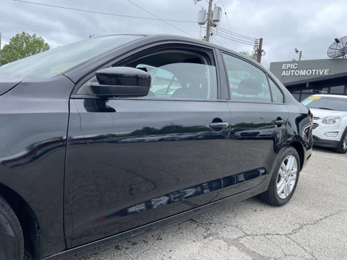 Used 2018 Volkswagen Jetta S image 9
