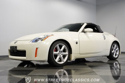 Used 2004 Nissan 350Z Touring image 21