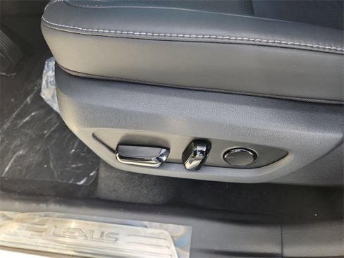 New 2026 Lexus TX 350 AWD image 12