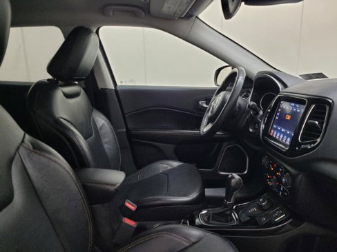 Used 2018 Jeep Compass Limited w/ Navigation Group image 21