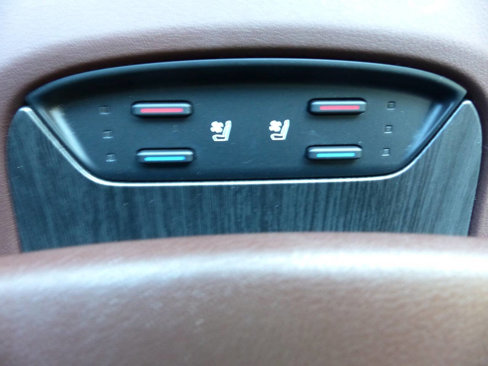 Used 2024 Toyota Venza Limited image 33
