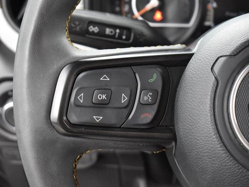 Used 2024 Jeep Wrangler Willys image 17