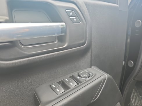 New 2026 Chevrolet Silverado 1500 Custom Trail Boss w/ Midnight Edition image 18