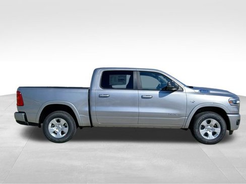 New 2026 RAM 1500 4x4 Crew Cab image 6