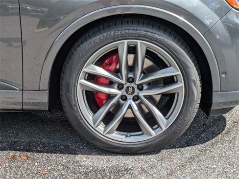 New 2026 Audi Q7 3.0T Prestige image 9