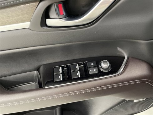 Certified 2025 MAZDA CX-5 Signature image 23