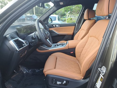 New 2026 BMW X7 xDrive40i w/ M Sport Package image 24