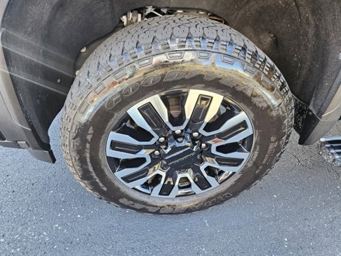 Certified 2024 GMC Sierra 2500 Denali Ultimate w/ Max Trailering Package image 38
