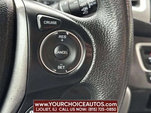 Used 2017 Honda Pilot EX image 9
