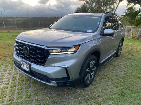 Used 2024 Honda Pilot Touring image 3