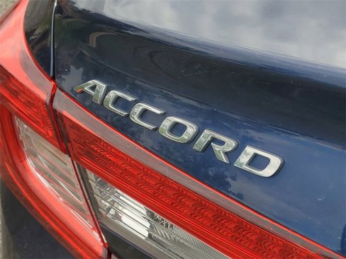 Used 2020 Honda Accord EX image 5