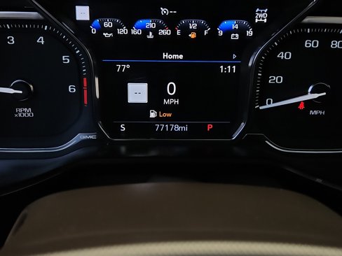 Used 2021 GMC Yukon Denali image 15