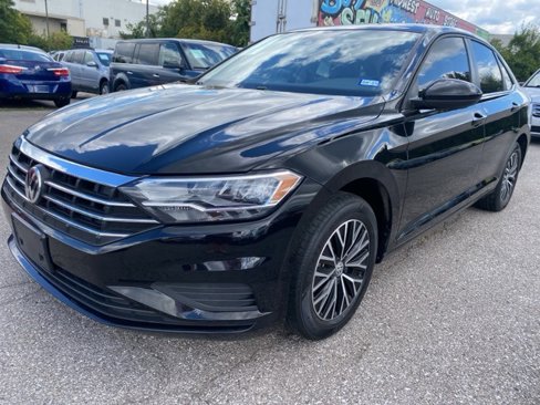 Used 2021 Volkswagen Jetta SE image 3