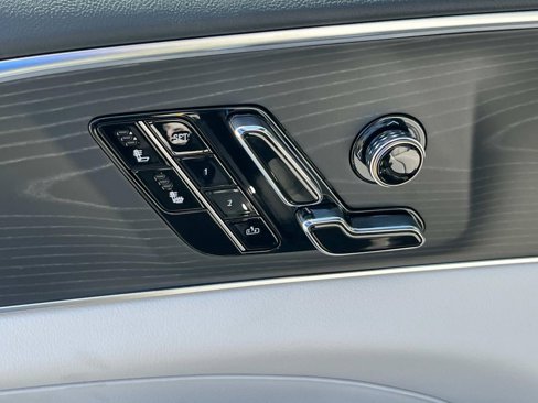 New 2026 Cadillac Lyriq Sport image 23