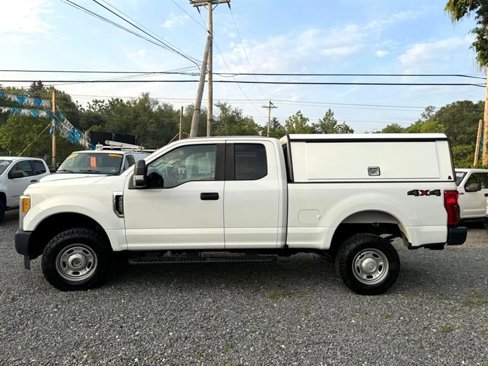 Used 2017 Ford F250 XL w/ Power Equipment Group image 9