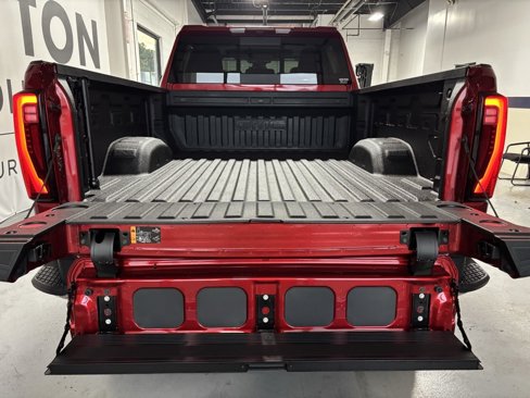 New 2025 GMC Sierra 2500 SLT w/ SLT Premium Package image 33