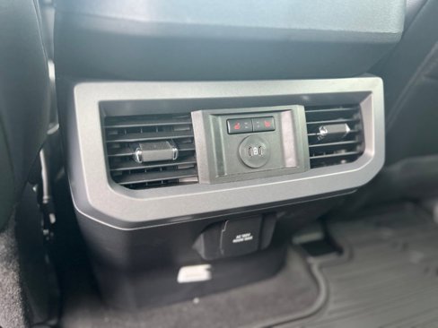 New 2025 Ford F250 Lariat image 34