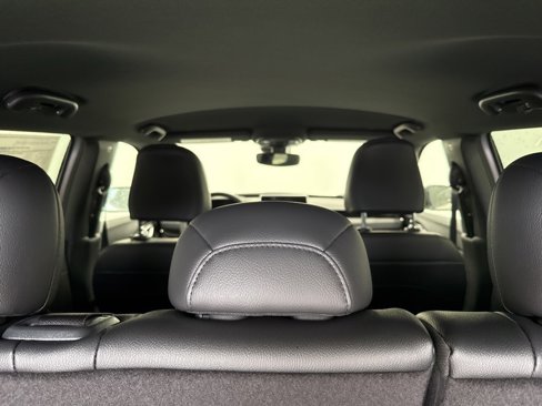 New 2026 Jeep Compass Limited image 10