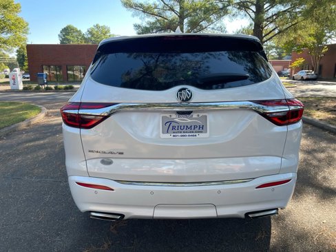 Used 2021 Buick Enclave Avenir w/ Avenir Technology Package image 4