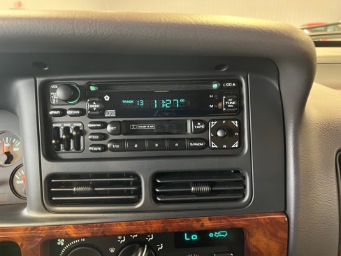 Used 1998 Jeep Grand Cherokee Limited image 42