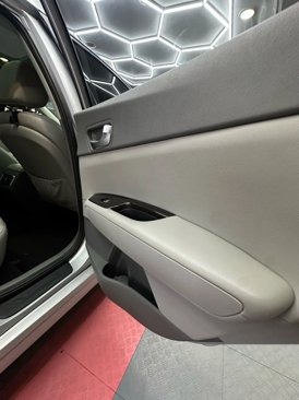 Used 2016 Kia Optima EX w/ Premium Package image 26