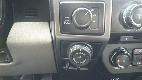 Used 2018 Ford F150 XLT w/ Equipment Group 302A Luxury image 16