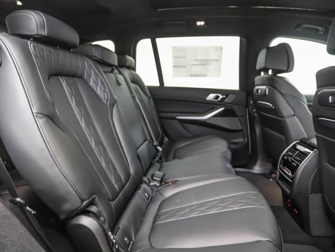 New 2026 BMW X7 xDrive40i w/ M Sport Package image 33