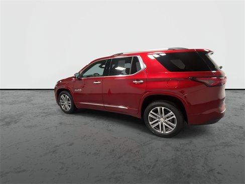 Used 2023 Chevrolet Traverse High Country image 6