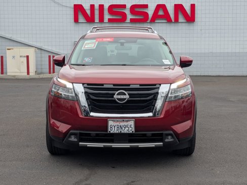 Certified 2022 Nissan Pathfinder SL image 3