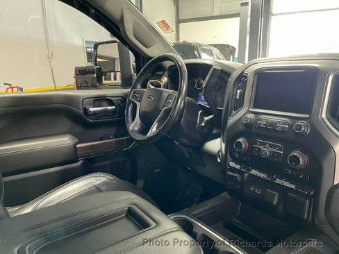 Used 2020 Chevrolet Silverado 1500 LT Trail Boss w/ Midnight Edition image 23